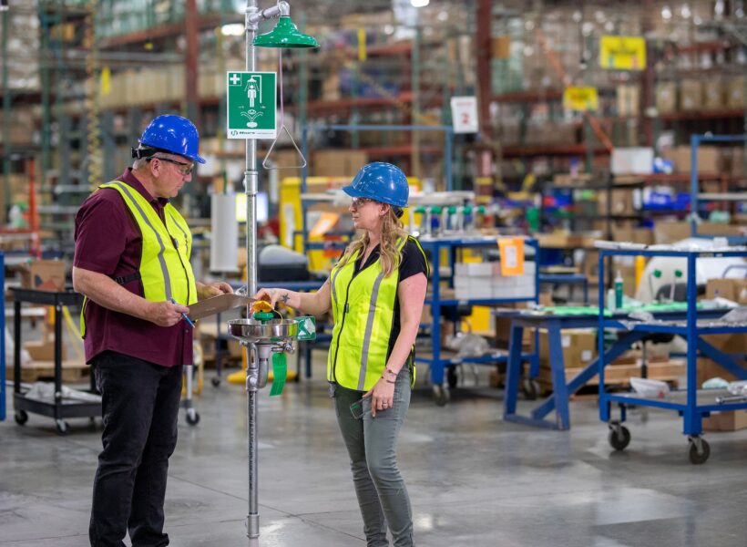 EN_15154 European standard for eyewashes and safety showers